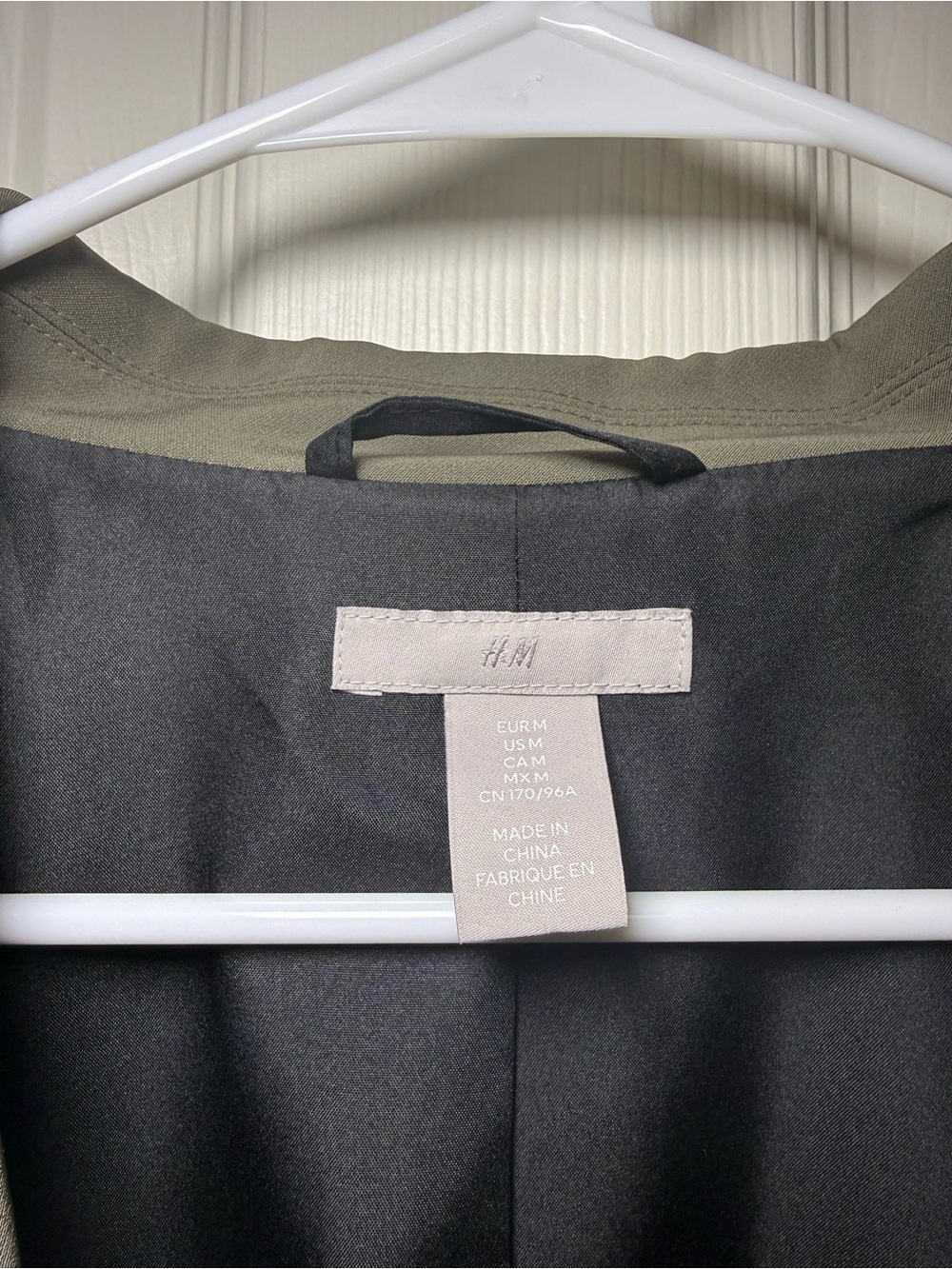 H&M Olive Green Single-Button Blazer - Picture 2 of 6
